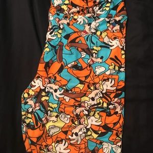 Lularoe TC Disney goofy leggings